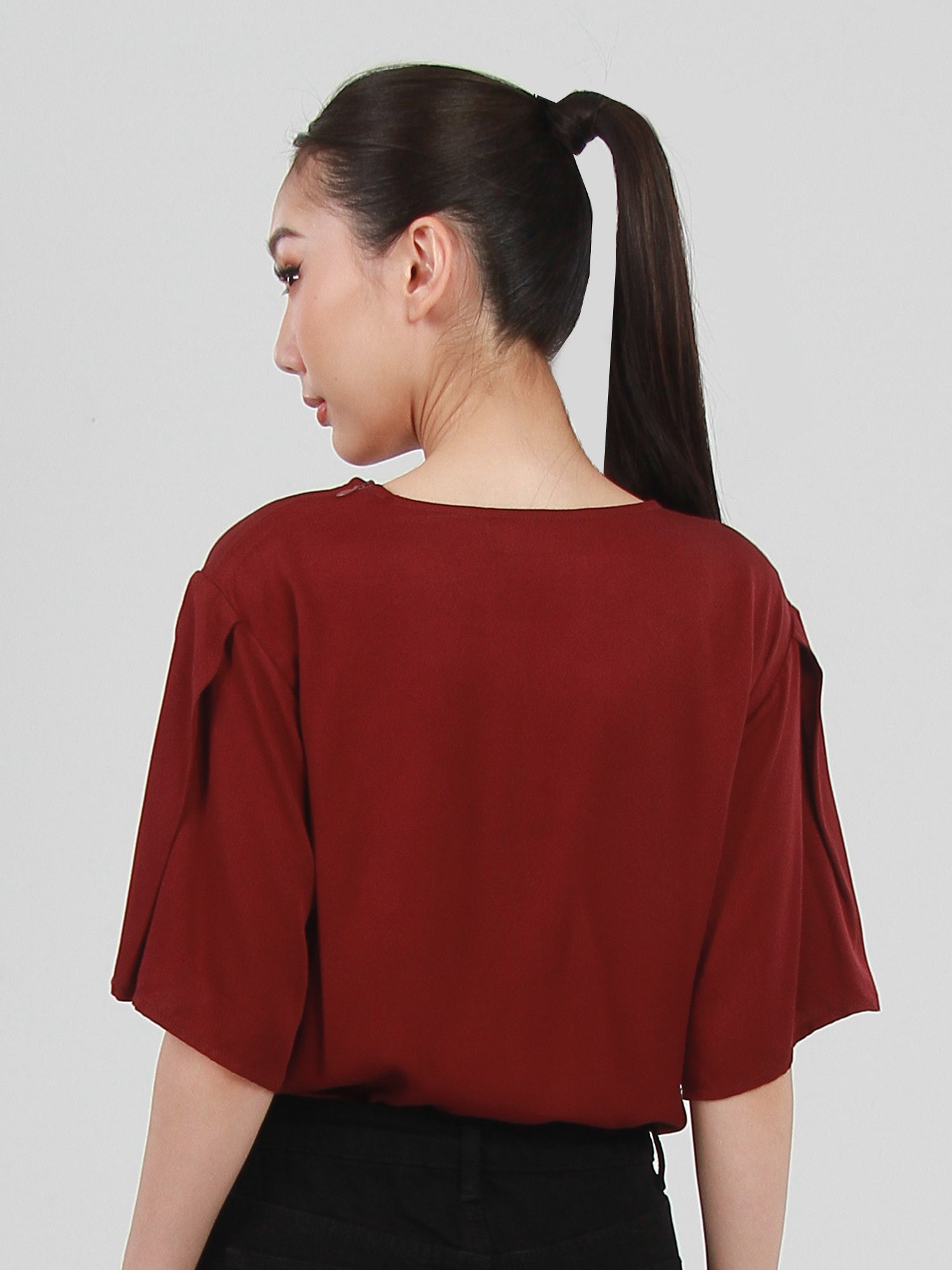 Lucy Viscose Pleated Sleeves Top